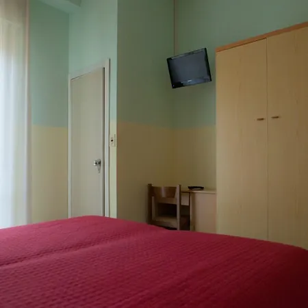 Hotel Ausonia 3*
