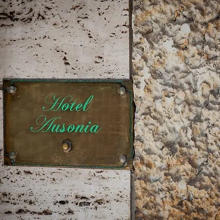 Ausonia 3* ريميني