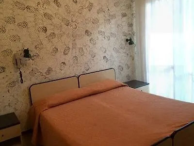 Ausonia 3*