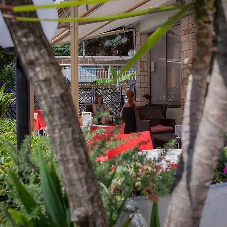 Ausonia Hotel 3*