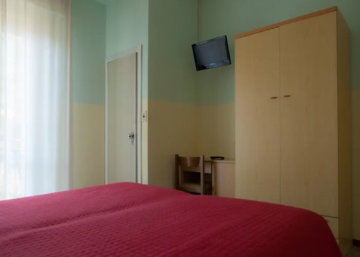 Szálloda Ausonia 3*